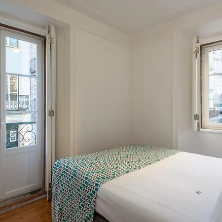 Apartment Olarias 2 Bedroom Near The Castle Lisbon