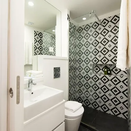 Olarias 2 Bedroom Near The Castle 公寓